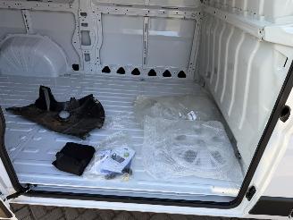 Fiat Ducato Maxi 35HD 2.2 103 kW NEW car picture 7