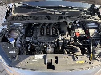 Opel Corsa 1.2 Edition picture 14