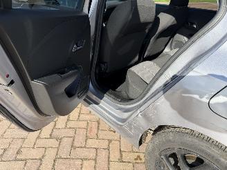 Opel Corsa 1.2 Edition picture 9