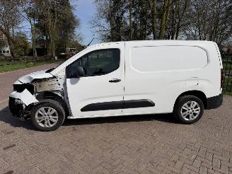 Peugeot  1.6 Bl.HDI Asph Long 73 Kw picture 2