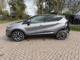 Renault Captur 0.9 TCe Xmod picture 2
