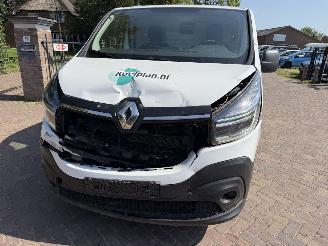 Renault Trafic 2.0 dCi T29 L2H1 Comfort 88 Kw picture 3