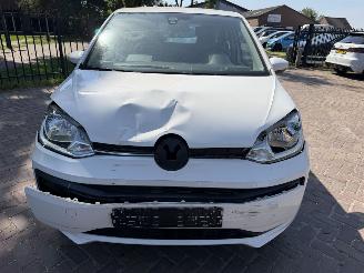 Volkswagen Up! 1.0 BMT move up! picture 3