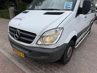 Voiture accidenté Mercedes Sprinter 311 2.2 CDI 366 rolstoellift 9 persoons 2010/11