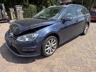 skadebil auto Volkswagen Golf Variant 1.6 TDI Bns Ed. R 2015/8