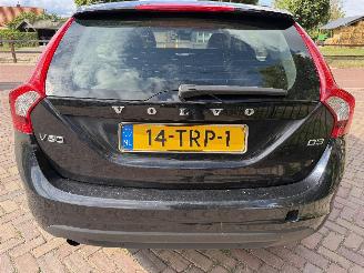Volvo V-60 2.0 D3 R-Design picture 13