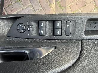 Opel Corsa 1.2 Elegance picture 13