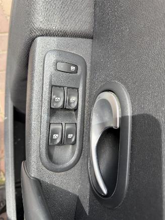 Renault Clio 1.6-16V Dynamique Luxe picture 15