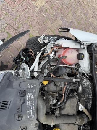 Renault Clio Estate 1.5 dCi ECO Expression picture 15