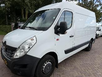 škoda dodávky Renault Master T35 2.3 dCi L2H3 2017/1