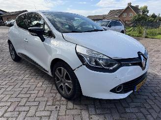 Renault Clio 0.9 TCe ECO Night&Day picture 3