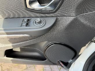 Renault Clio 0.9 TCe ECO Night&Day picture 28