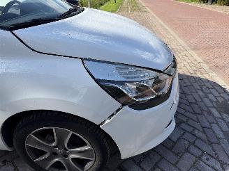 Renault Clio 0.9 TCe ECO Night&Day picture 21