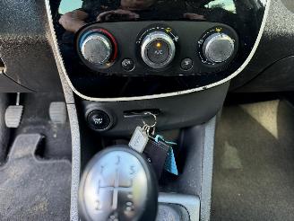Renault Clio 0.9 TCe ECO Night&Day picture 19