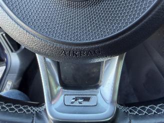 Volkswagen Passat Variant 2.0 TDI Connected Series Plus picture 23