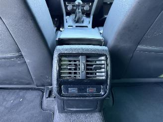 Volkswagen Passat Variant 2.0 TDI Connected Series Plus picture 13