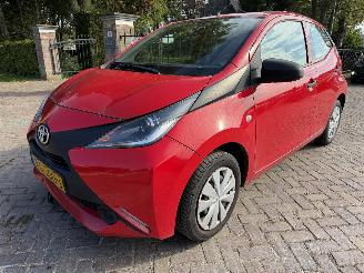 Voiture accidenté Toyota Aygo 1.0 VVT-i x-fun 2017/11