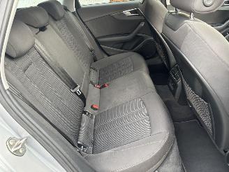 Audi A4 2.0 TDI clima/navi/velgen picture 15
