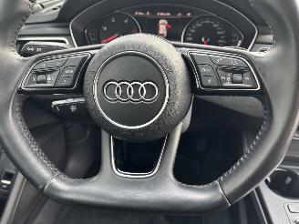 Audi A4 2.0 TDI clima/navi/velgen picture 9