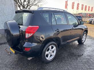 Toyota Rav-4 2.0 vvti 4x4 picture 3