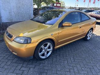 Unfallwagen Opel Astra 1.8 16v coupe 2002/11
