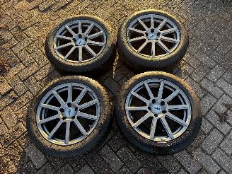 Schadeauto Volkswagen  AEZ velgen 17\" 2016/1