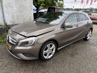 Voiture accidenté Mercedes A-klasse A200 2012/11