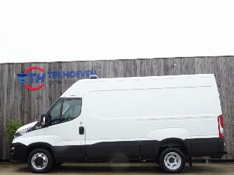 škoda osobní automobily Iveco Daily 35-140 2.3 HPi L2H2 Klima Automaat Trekhaak 100KW Euro 6 2018/2