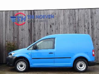 Vaurioauto  passenger cars Volkswagen Caddy 1.6 TDi L1H1 Airco 2-Persoons Trekhaak 55KW Euro 5 2014/8