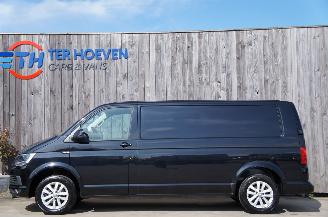 Damaged car Volkswagen Transporter T6 2.0 TDi Lang Airco Navi Cruise Trekhaak 110KW Euro 6 2019/6