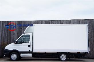 škoda osobní automobily Iveco Daily 35S13 2.3 HPi Koffer Laadklep Automaat 107KW Euro 5 2014/4