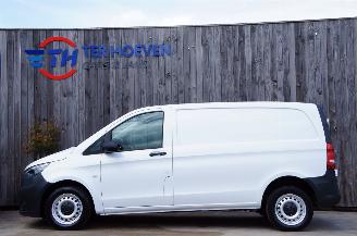 Damaged car Mercedes Vito 111 CDi L1H1 Airco 3-Persoons PDC 84KW Euro 6 2017/4