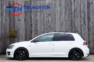 damaged passenger cars Volkswagen Golf R 2.0 TSi 4-Motion Airco Navi Cruise Pano Xenon 221KW Euro 6 2015/10