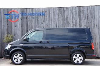 Damaged car Volkswagen Caravelle T6 2.0 TDi L1H1 Airco Cruise Navi LED 110KW Euro 6 2017/5