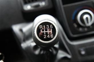 Peugeot Boxer 2.2 HDi L2H2 Airco Cruise 3-Persoons Trekhaak 96KW Euro 5 picture 13