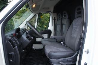 Peugeot Boxer 2.2 HDi L2H2 Airco Cruise 3-Persoons Trekhaak 96KW Euro 5 picture 10