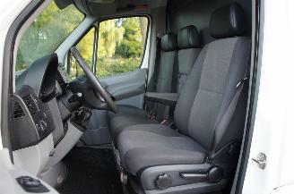 Volkswagen Crafter 2.0 TDi L2H2 Airco Cruise Trekhaak 3-Persoons 100KW Euro 5 picture 10