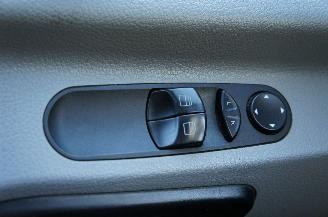 Volkswagen Crafter 2.0 TDi L2H2 Airco Cruise Trekhaak 3-Persoons 100KW Euro 5 picture 15