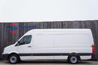 Schadeauto Volkswagen Crafter 2.0 TDi Maxi L3H2 Airco Stoelverwarming PDC 100KW Euro 5 2012/7