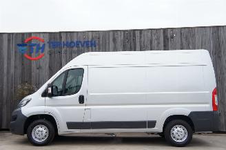 Schadeauto Peugeot Boxer 2.2 HDi L2H2 Airco Cruise Camera Trekhaak 96KW Euro 6 2016/2