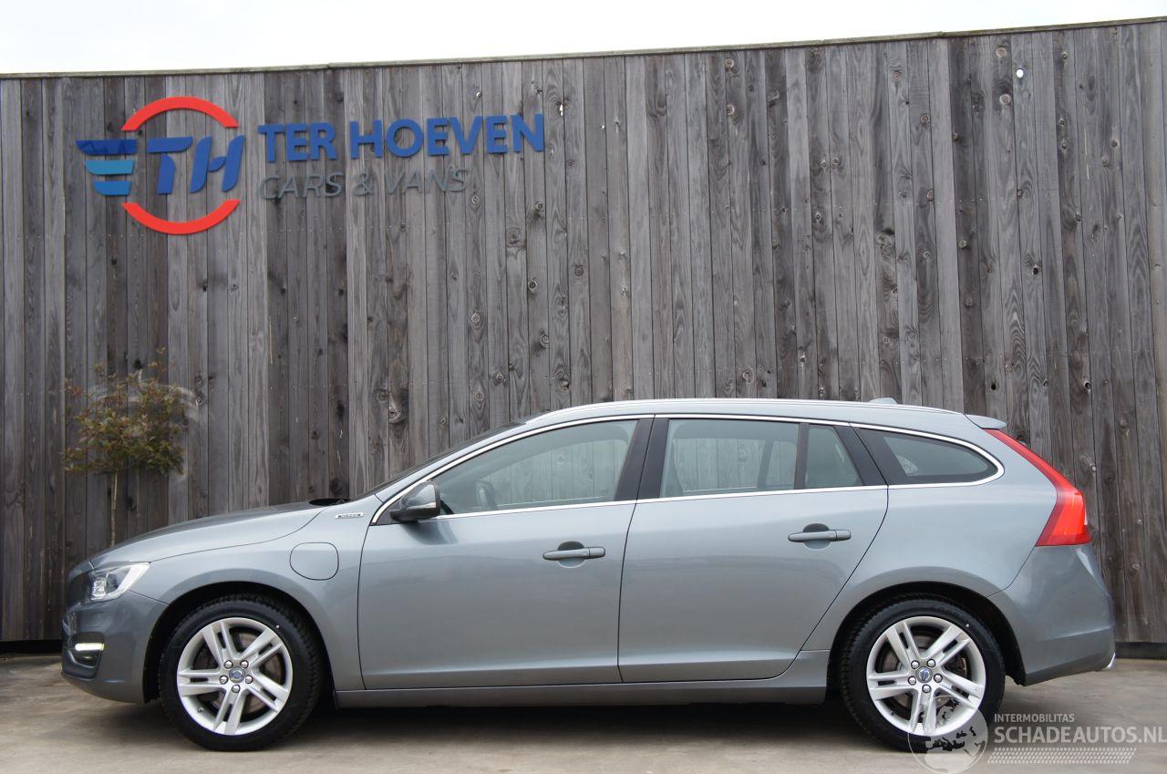 Volvo V-60 2.4 Twin Engine Hybrid D6 AWD Summum Harman Kardon Trekhaak 212KW