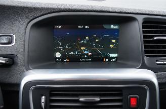 Volvo V-60 2.4 Twin Engine Hybrid D6 AWD Summum Harman Kardon Trekhaak 212KW picture 14