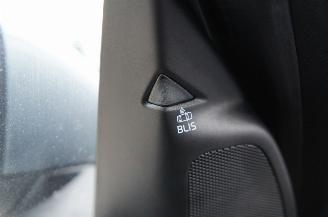 Volvo V-60 2.4 Twin Engine Hybrid D6 AWD Summum Harman Kardon Trekhaak 212KW picture 28