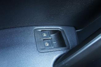 Volkswagen Caddy 2.0 TDi Airco 2-Peroons Trekhaak Schuifdeur 55KW Euro 6 picture 18