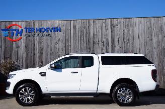 Vaurioauto  passenger cars Ford Ranger 3.2 TDCi Wildtrak Super cab 4X4 Airco Navi Tempomat ACC 147KW Euro 6 2019/2