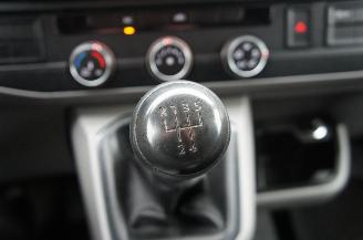 Volkswagen Transporter T6 2.0 TDi L1H1 Airco Navi Cruise Apple Carplay Trekhaak 66KW Euro 6 picture 19