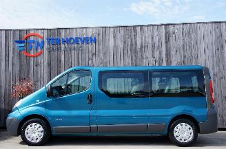 krockskadad bil auto Renault Trafic 2.0 DCi Lang 9-Sitzer Klima Metallic 84KW Euro 4 2008/5