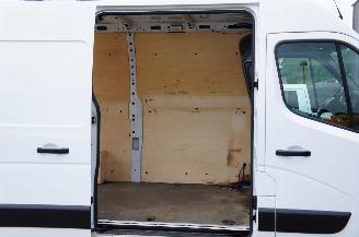 Renault Master 2.3 DCi L2H2 Airco Navi Cruise Camera 99KW Euro 6 picture 9