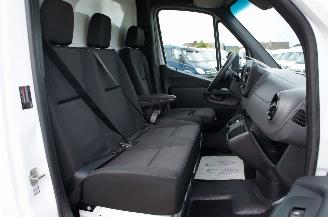 Mercedes Sprinter 315 CDi Koffer Laadklep Airco Navi Cruise 110KW Euro 6 picture 13