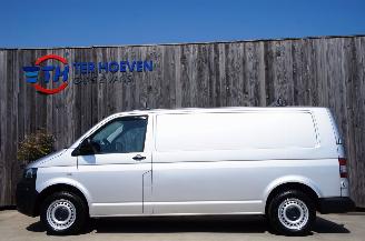 Unfallwagen Volkswagen Transporter T5 2.0 TDi Lang Airco Cruise PDC 103KW Euro 5 2013/9